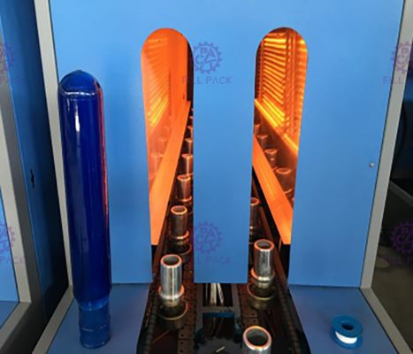 1 φυσώντας μηχανή μπουκαλιών γαλονιού κοιλοτήτων 3-5 1.0Mpa με τη βοηθητική μηχανή προμηθευτής