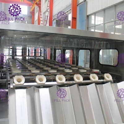 3 σε 1 Monoblock πλαστικό μπουκάλι μηχανών 900BPH 10L κάλυψης πλήρωσης μεταλλικού νερού ξεπλένοντας προμηθευτής