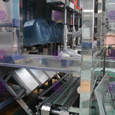 Κοίλη κυρτή μορφή 3 σε 1 μηχανή πλήρωσης βάζων 20 λίτρου προμηθευτής