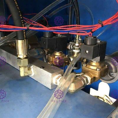 Μια πλαστική μηχανή κατασκευής μπουκαλιών θερμαστρών 120BPH προμηθευτής