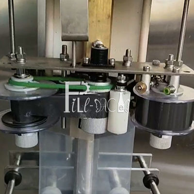 καθαρή μηχανή σακουλιών νερού 2.1kW 550ml 1300BPH προμηθευτής