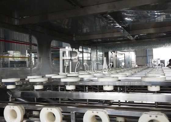 καθαρή μηχανή πλήρωσης νερού 1000BPH Monoblock προμηθευτής