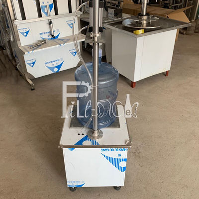 Αυτόματο PLC 450mm γαλονιού χειρωνακτική μηχανή κάλυψης μπουκαλιών της Pet προμηθευτής